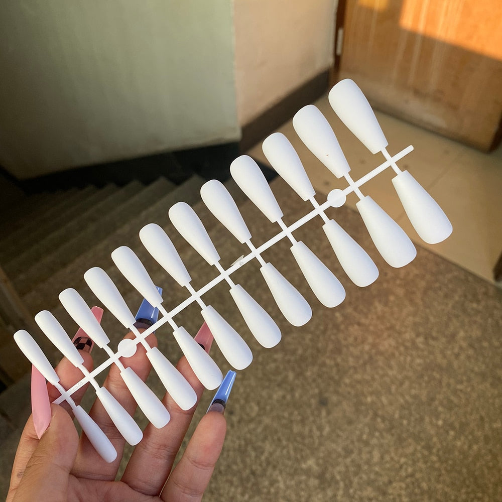 ChicNails - Zestaw Matowych Paznokci Sztucznych 24 Sztuki