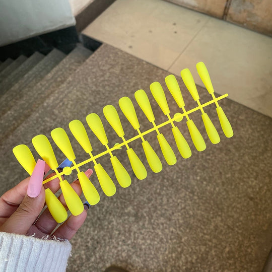 ChicNails - Zestaw Matowych Paznokci Sztucznych 24 Sztuki