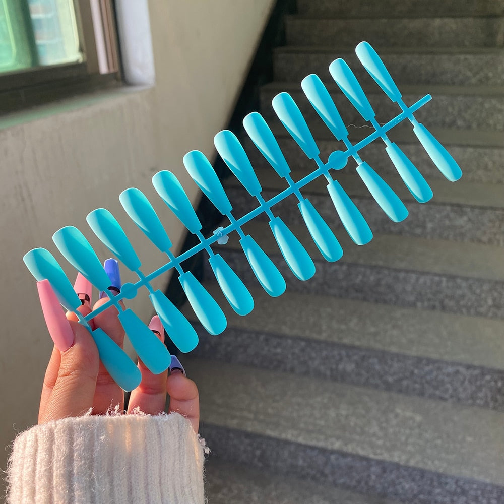 ChicNails - Zestaw Matowych Paznokci Sztucznych 24 Sztuki