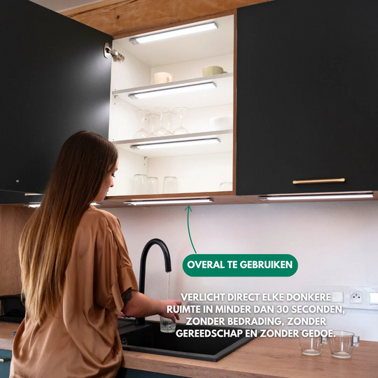 Lampa z czujnikiem ruchu | 1+2 GRATIS