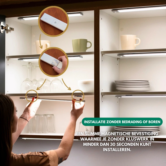 Lampa z czujnikiem ruchu | 1+2 GRATIS