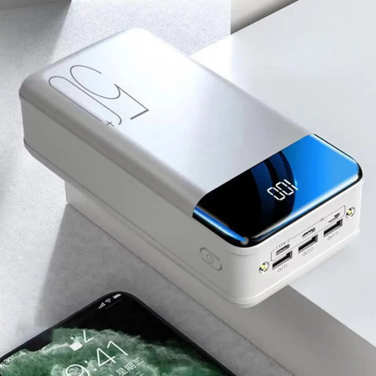 Powerbank 100.000mAh z wieloma portami USB i przenośnym designem