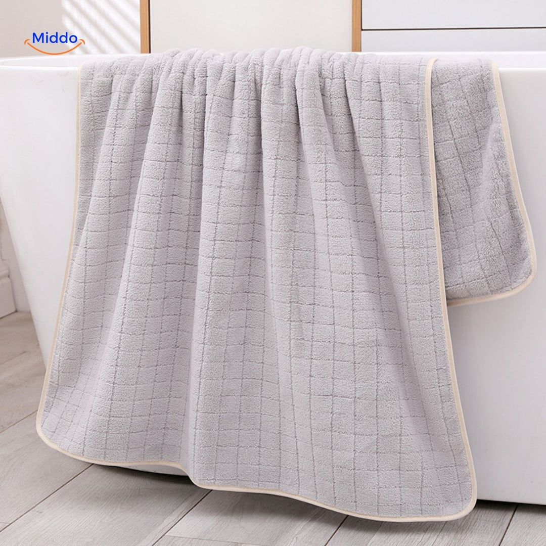 Ręcznik kąpielowy PineappleGrid™ | Szybkoschnący, Wchłaniający, Idealny Prezent!